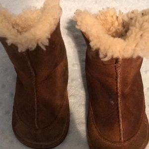 UGG TODDLER BOOTS